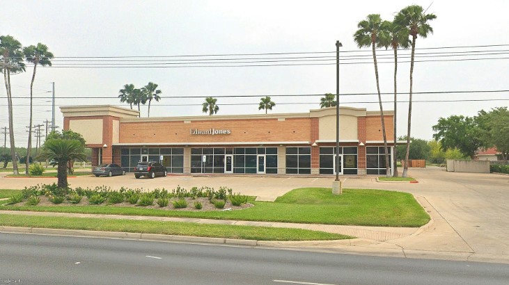 Trenton Commerce Plaza